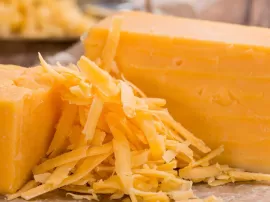 Los increíbles beneficios del queso cheddar para embarazadas